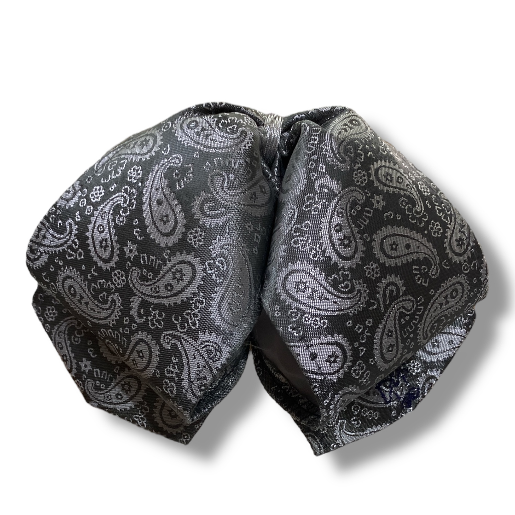 MOÑO GRIS LISO JUVENIL 