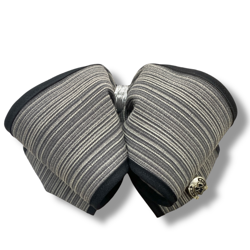 MOÑO GRIS CON BIES ADULTO 