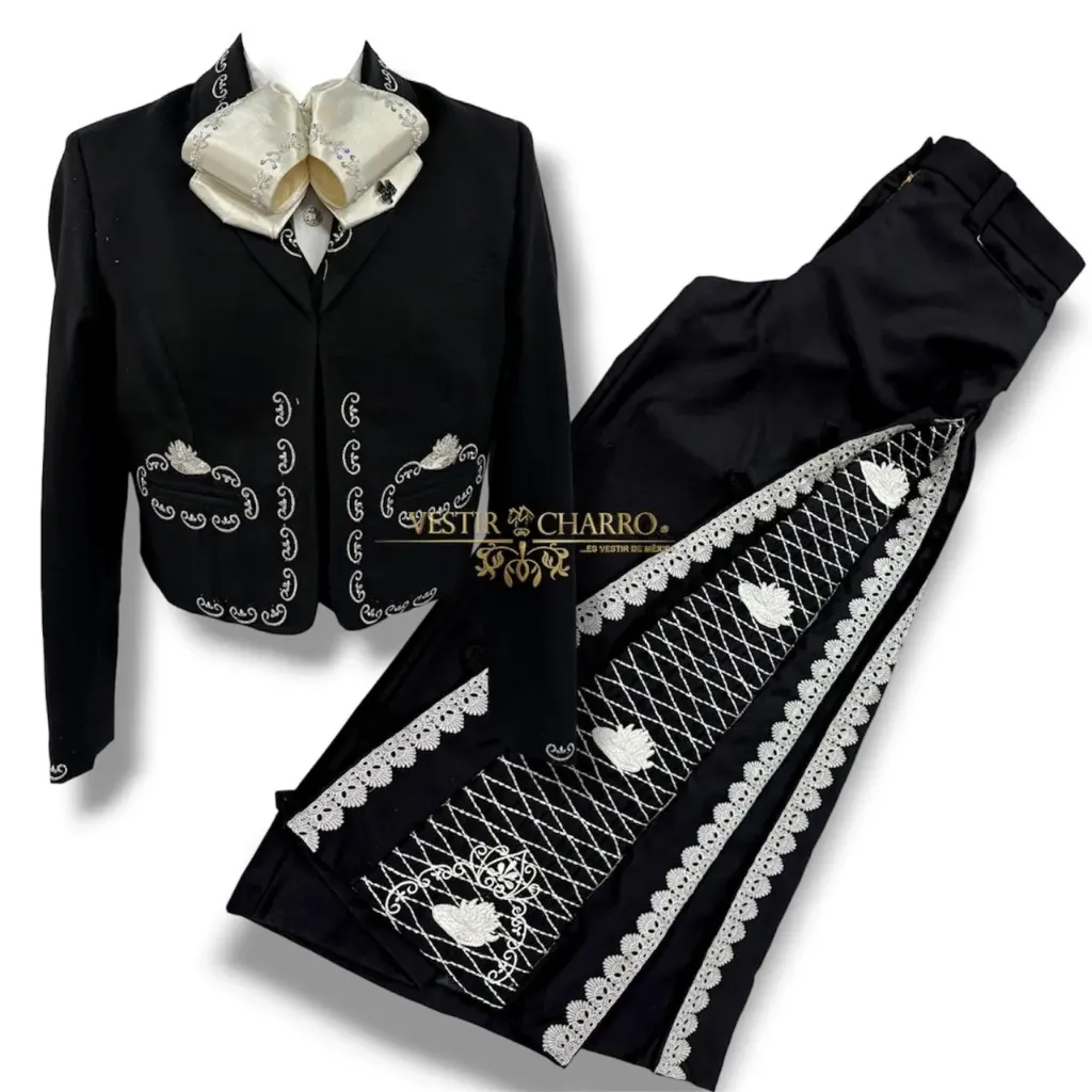 01 TRAJE DAMA NEGRO TALLA L, FALDA M BORDADO HILO A MAQ GALA COMPLETA CHAPEADA EN PLATA