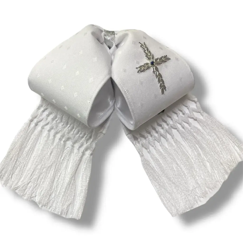 MOÑO BLANCO BORDADO CANUTILLO Y BARBAS (Opción 3)