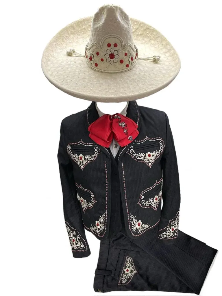01 TRAJE NEGRO TALLA L, 36X32 BORDADO HILO GALA COMPLETA CHAPEADA EN PLATA