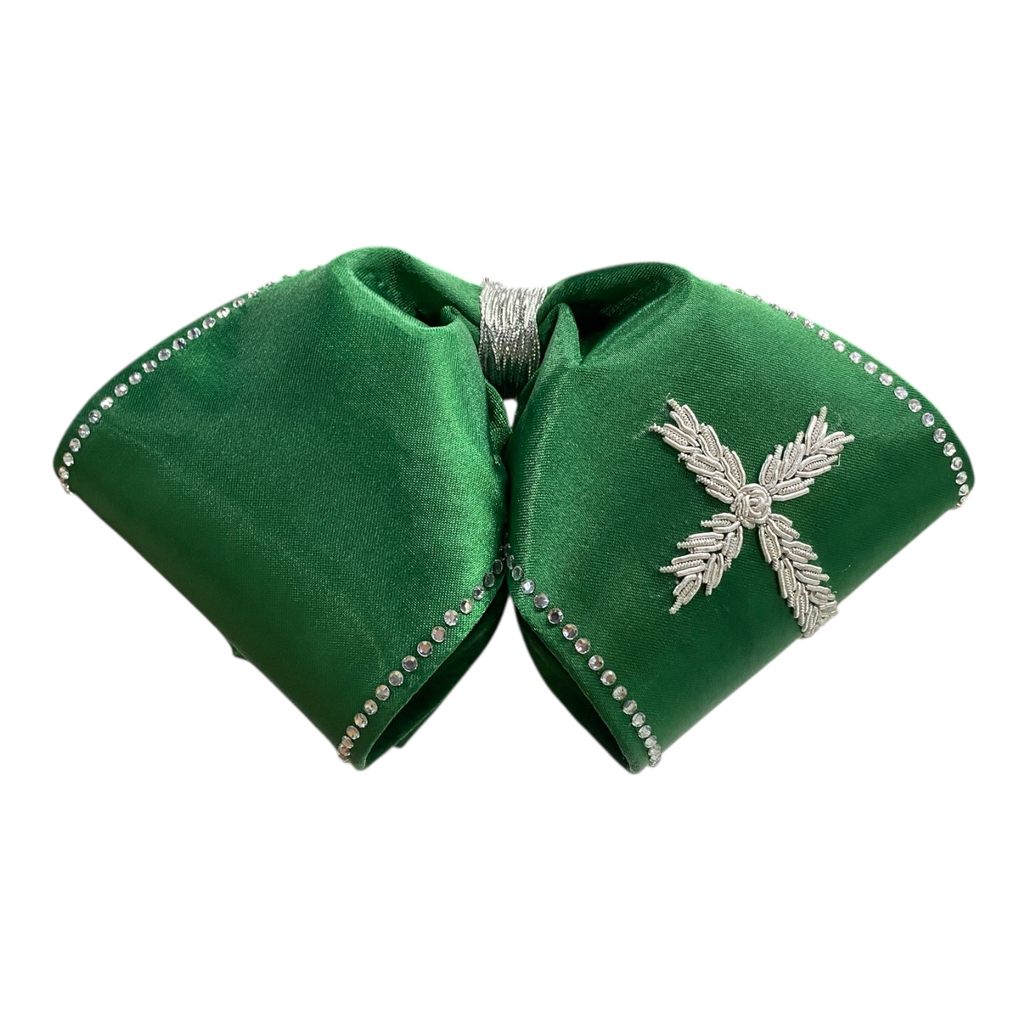 MOÑO VERDE BORDADO EN CANITILLO NIÑO 8-10