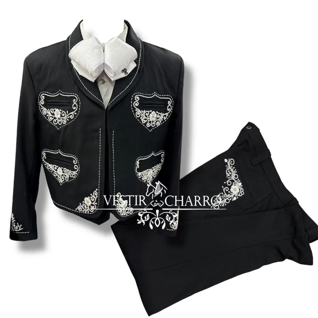 01 TRAJE NEGRO TALLA XL, 36X32 CANUTILLO GALA COMPLETA CHAPEADA EN PLATA