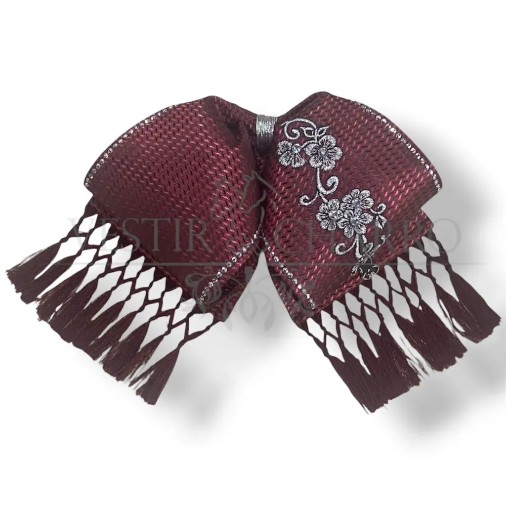 MOÑO ROJO BORDADO BARBAS Y PIEDRAS ADULTO