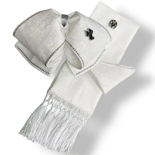 MOÑO BLANCO CON FAJILLA Y PAÑUELO ADULTO