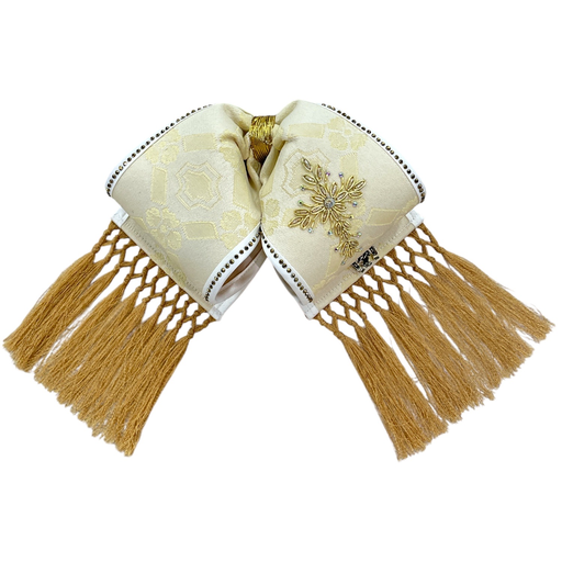 MOÑO PERLA BORDADO EN CANUTILLO