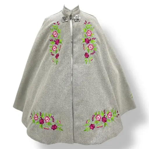 RUANA NIÑA TALLA 8